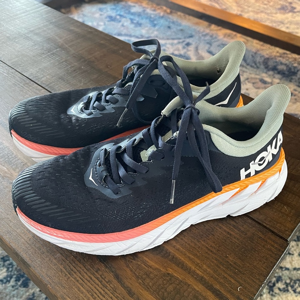 Hoka size 8